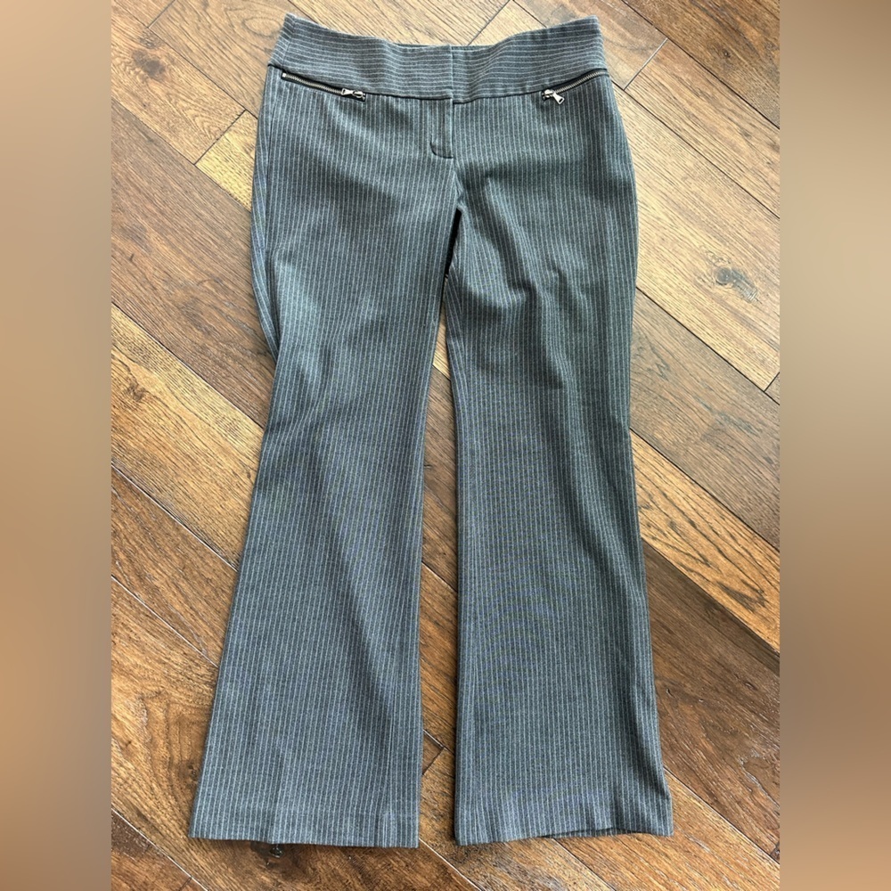 Express Women's Dark Grey Pinstripe Editor Wide Leg Pants- size 8